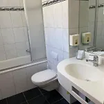 Restaurant Rothorn מלון 3*